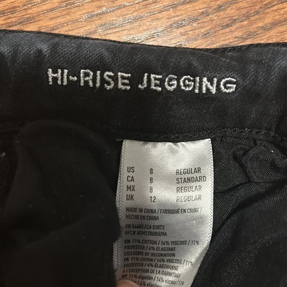 American Eagle Black High Rise Skinny Jeans Size 8 - Picture 3 of 4